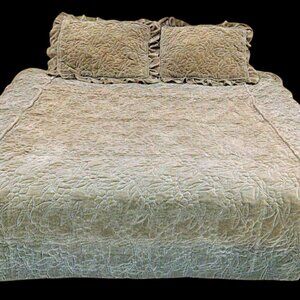 Vintage Green Velvet Bed cover